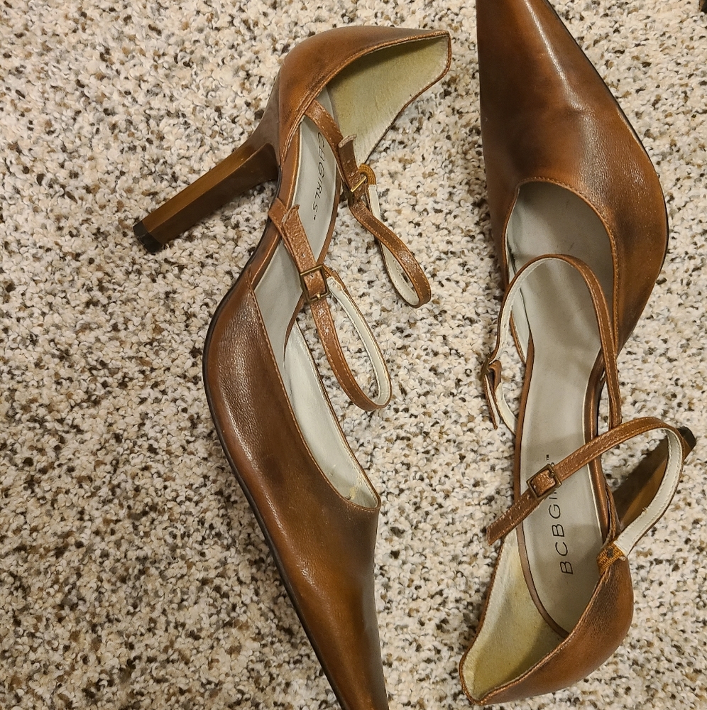 Heels bcbg